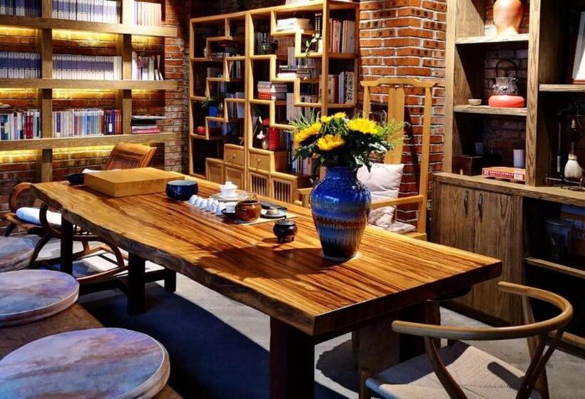 اتاق استاندارد با چشم‌انداز باغ, Floral Tengchong Mountain Residence