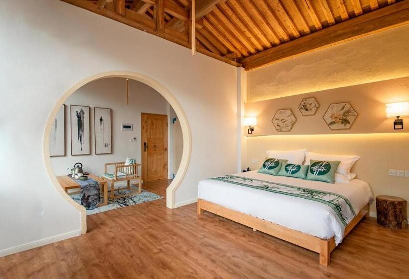 سوییت با چشم‌انداز باغ, Floral Tengchong Mountain Residence