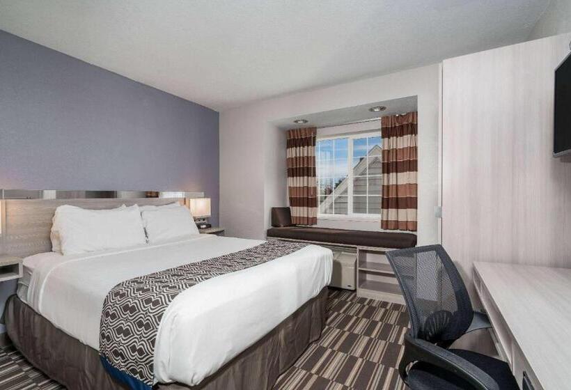Номер Стандарт Адаптированный для Инвалидов, Microtel Inn & Suites By Wyndham Rochester North Mayo Clinic