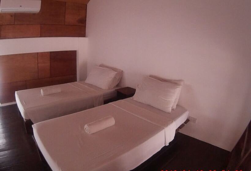 غرفة عائلية, Boracay Coco Huts