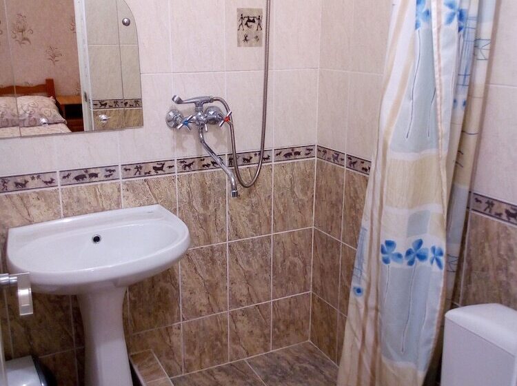 Номер Стандарт Трехместный, Guest House Rendez Vous