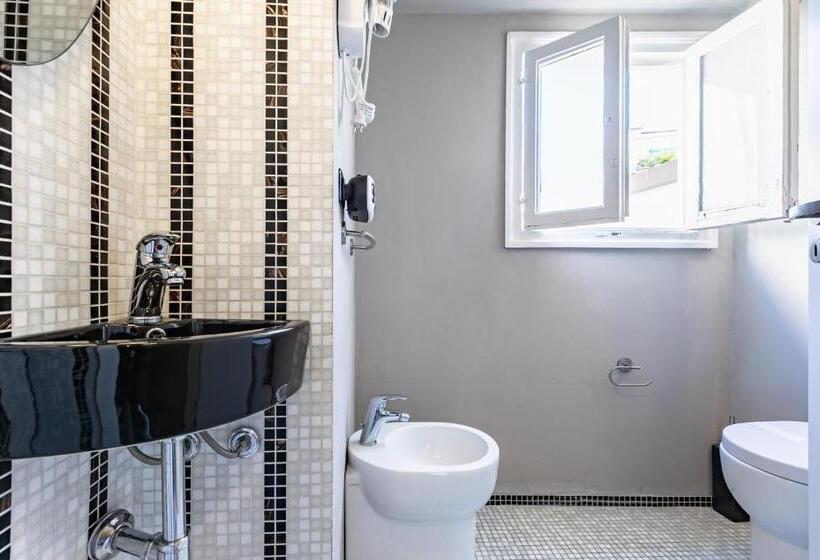 家庭间, Palazzo Cavarretta   Pinella S Rooms And Apartment
