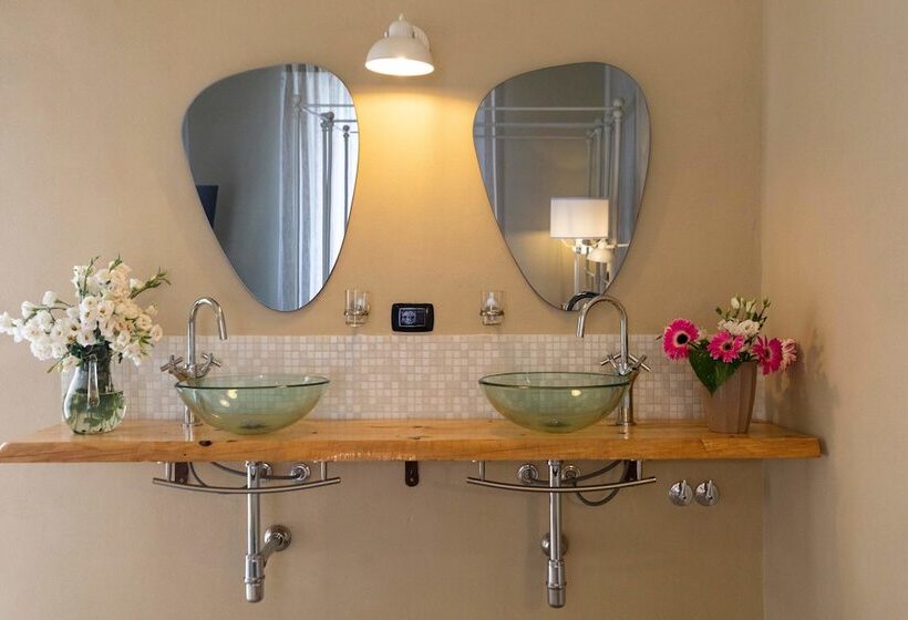 家庭间, Palazzo Cavarretta   Pinella S Rooms And Apartment