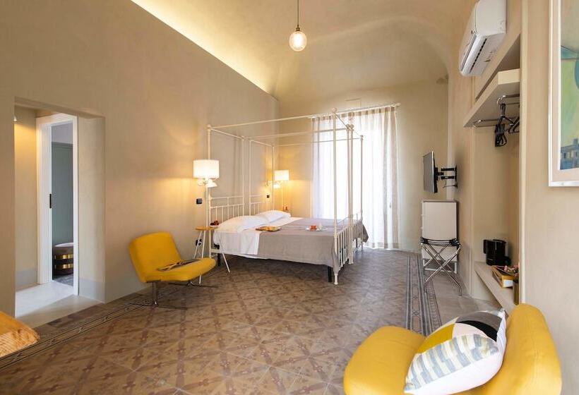 家庭间, Palazzo Cavarretta   Pinella S Rooms And Apartment