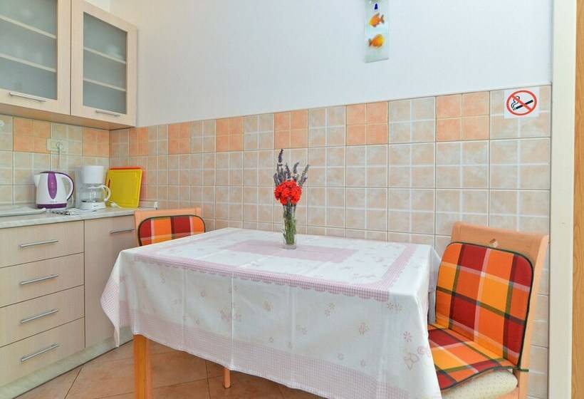 آپارتمان 1 خوابه, Apartment 1552