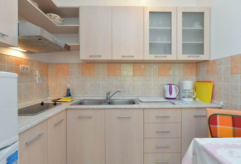آپارتمان 1 خوابه, Apartment 1552