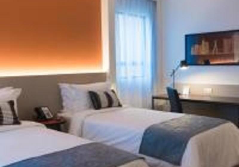 Quarto Estandar, Intercity Anhembi