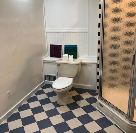 Трехместный Номер Deluxe, Art Gallery Hostel