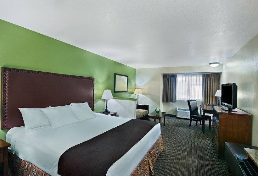 Люкс Кровать Кинг, Oxford Suites Hermiston