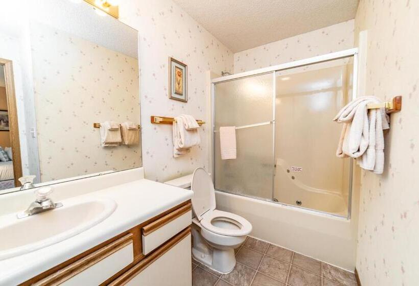 Апартаменты Deluxe 2 Спальни, Pointe Royale Golf Resort