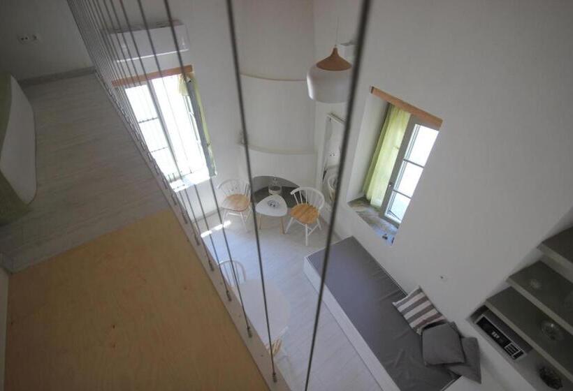 سوییت لوکس, L Anima Boutique Suites