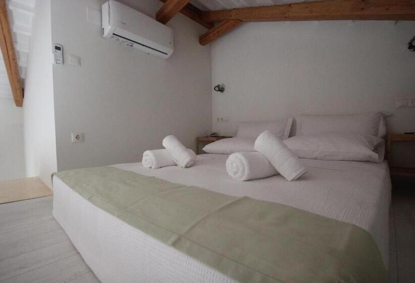 سوییت لوکس, L Anima Boutique Suites