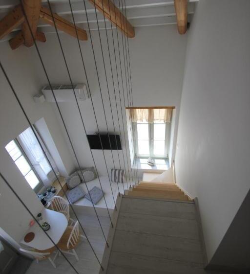 سوییت جونیور با بالکن, L Anima Boutique Suites