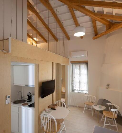 سوییت لوکس, L Anima Boutique Suites