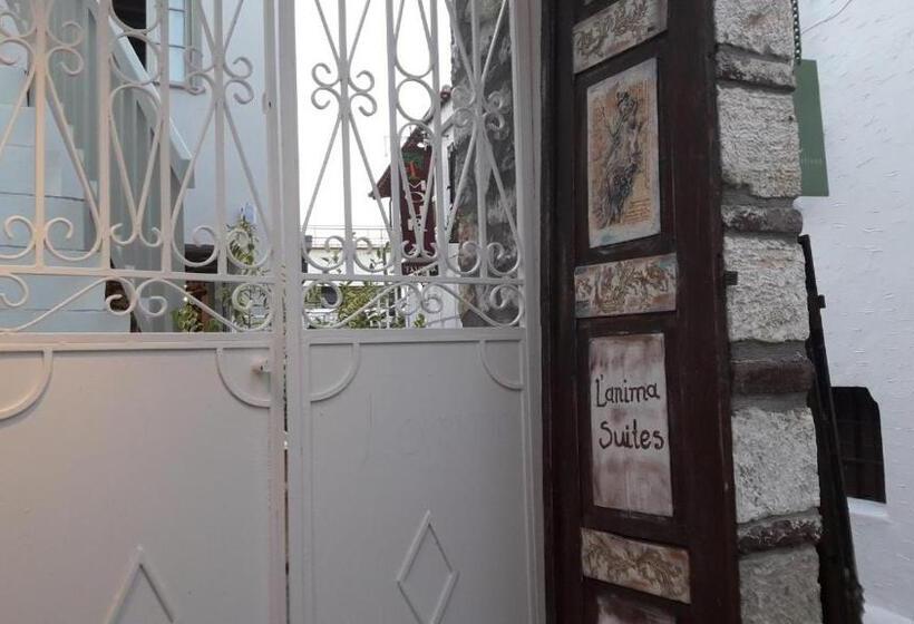 سوییت جونیور با بالکن, L Anima Boutique Suites