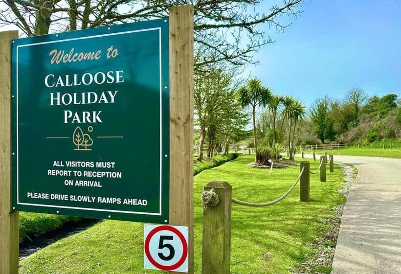 Дом 2 Спальни, Calloose Holiday Park