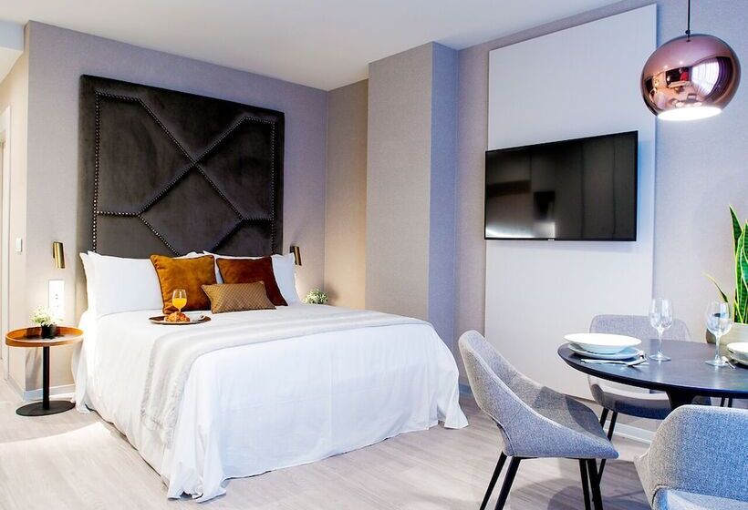 استودیوی استاندارد, Voghe Premium Flats