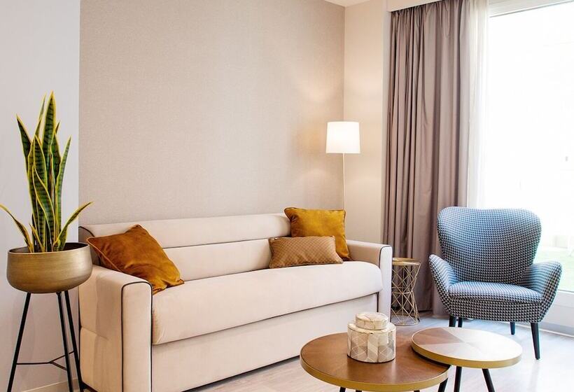 استودیوی استاندارد, Voghe Premium Flats