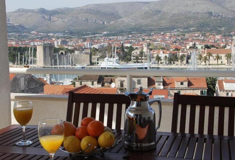 침실 2개 아파트, Apartments Kasalo