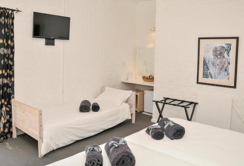 Номер Стандарт Трехместный, Puza Moya Guest House