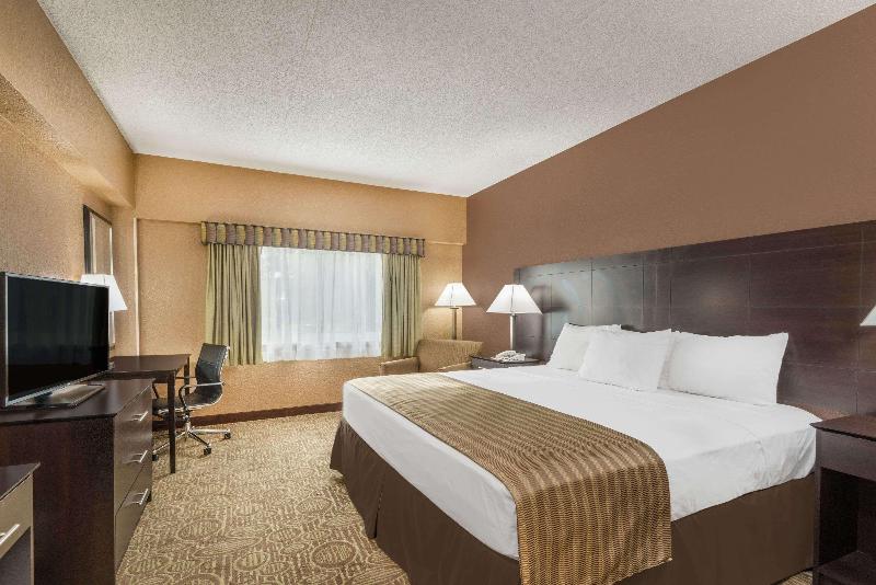 Стандартный Номер Кровать Кинг, Ramada By Wyndham Paintsville Hotel & Conference Center