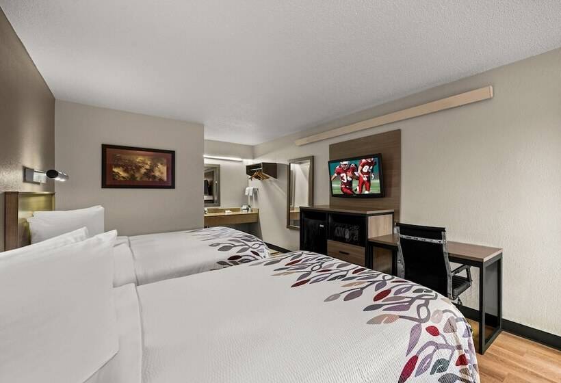 Номер Deluxe, Red Roof Inn Detroit  Royal Oak/ Madison Heights