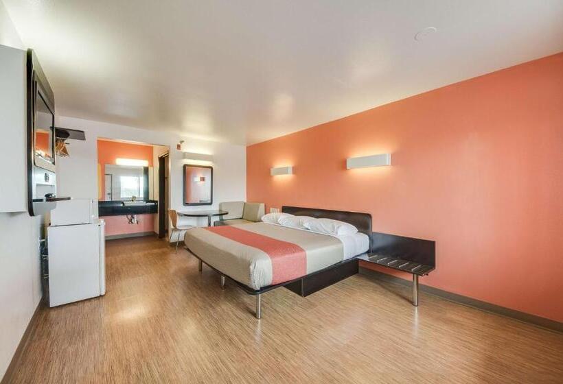 Номер Стандарт Адаптированный для Инвалидов, Motel 6 Brownsville, Tx North