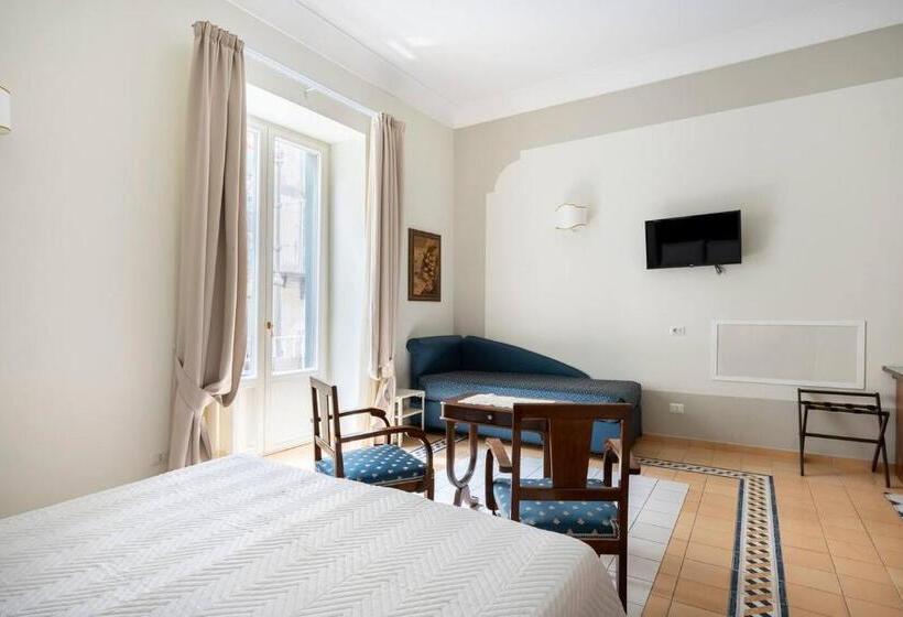 اتاق سوپریور با چشم‌انداز شهر, Rosa Magra Guest House