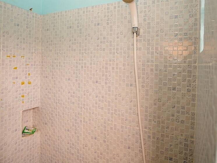 اتاق عادی یک تخته, Spot On 2738 818 Home Stay