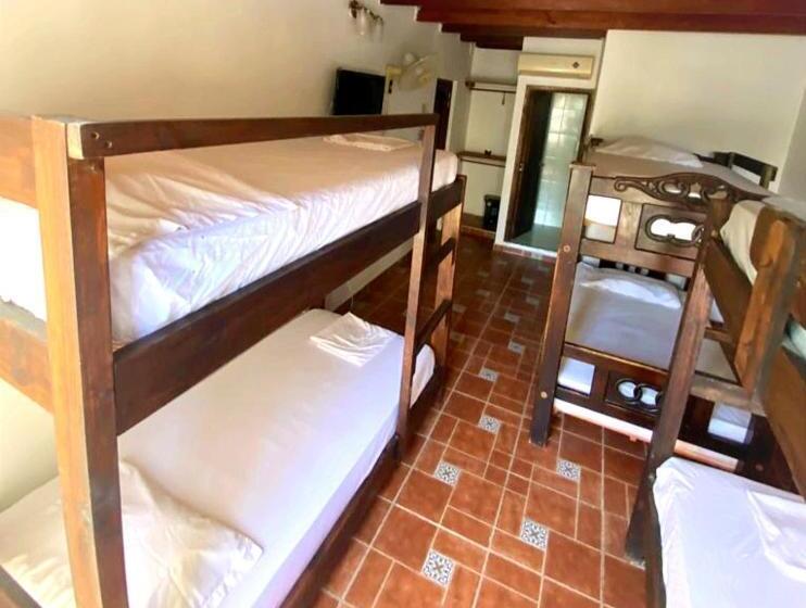 اتاق سوپریور خانوادگی, Kayena Hostel