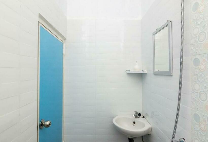 Номер Стандарт, Reddoorz Syariah Near Tanjung Pinang City Center