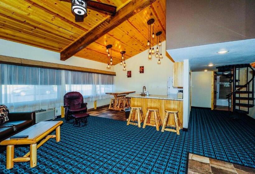 패밀리 스위트, Round Barn Lodge