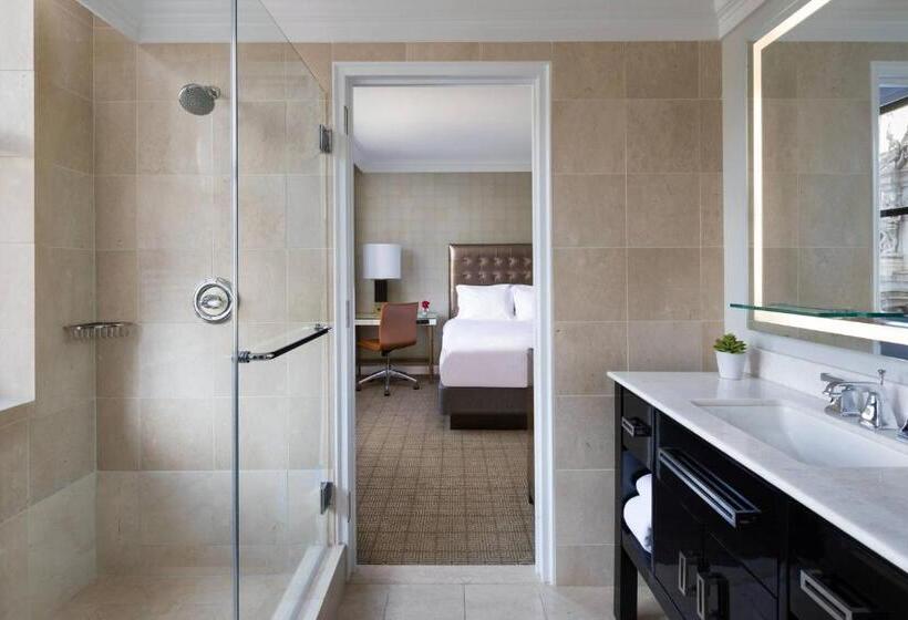 اتاق سوپریور با اتاق نشیمن, The Ritzcarlton, Philadelphia