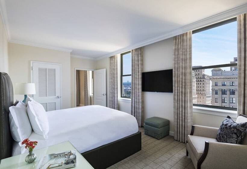 سوئیت کلاب, The Ritzcarlton, Philadelphia