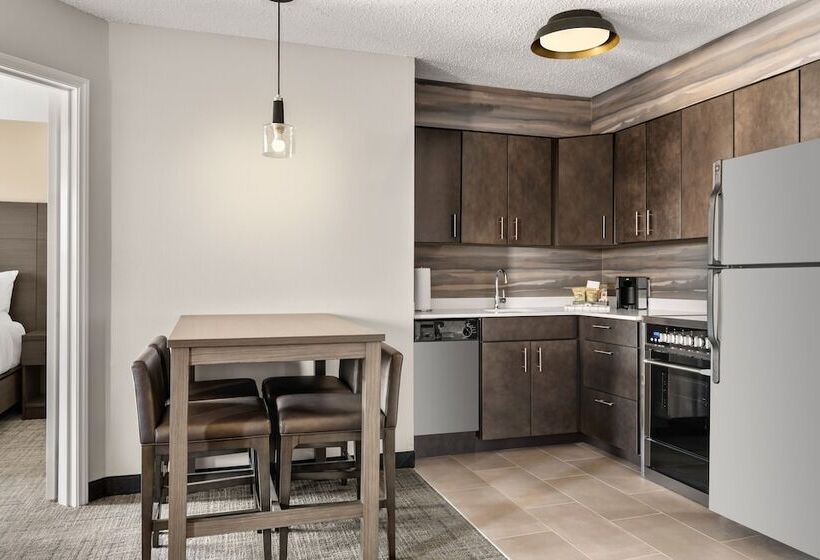 سوئیت 2 خوابه, Residence Inn By Marriott Davenport