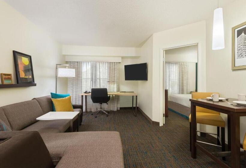 스위트, Residence Inn Savannah Midtown