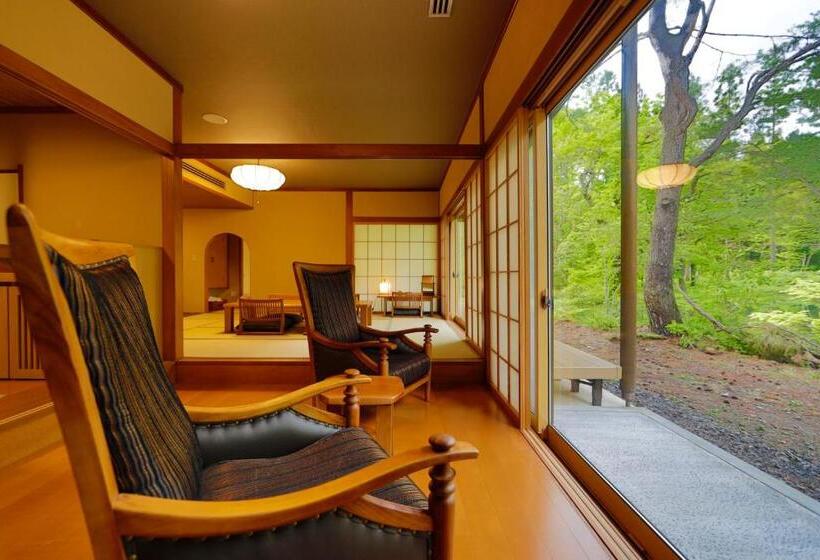 اتاق لوکس, Yukemuri No Yado Inazumi Onsen