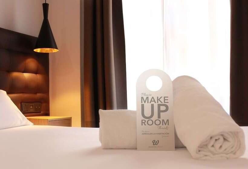 سوییت جونیور, Woohoo Rooms Chueca