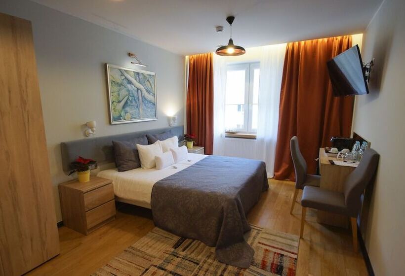 Апартаменты 1 Спальня, Apartamenty Efekt 72