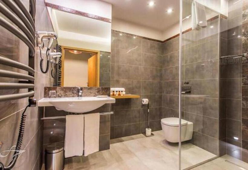 Апартаменты 1 Спальня, Apartamenty Efekt 72