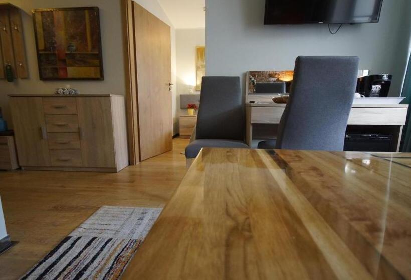 Студия Стандарт, Apartamenty Efekt 72