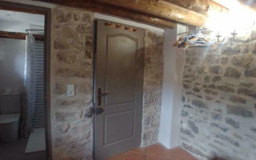 エコノミールーム, Albergue El Condor