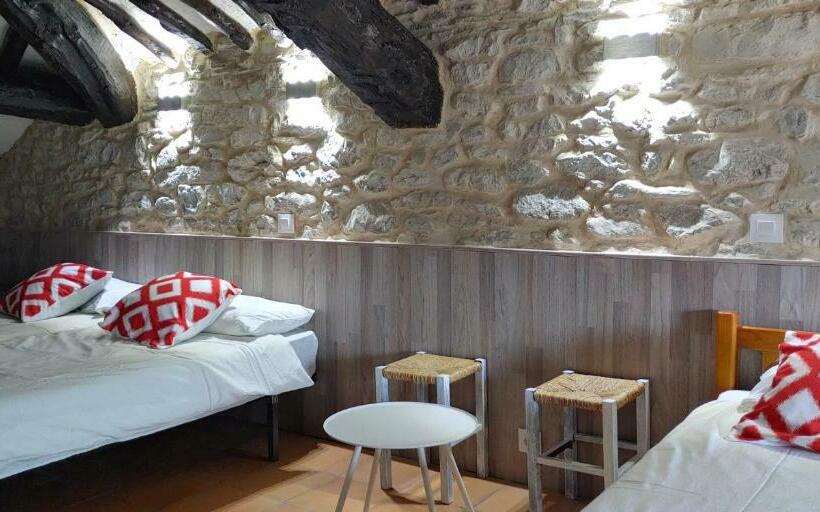 Семейный Номер, Albergue El Condor