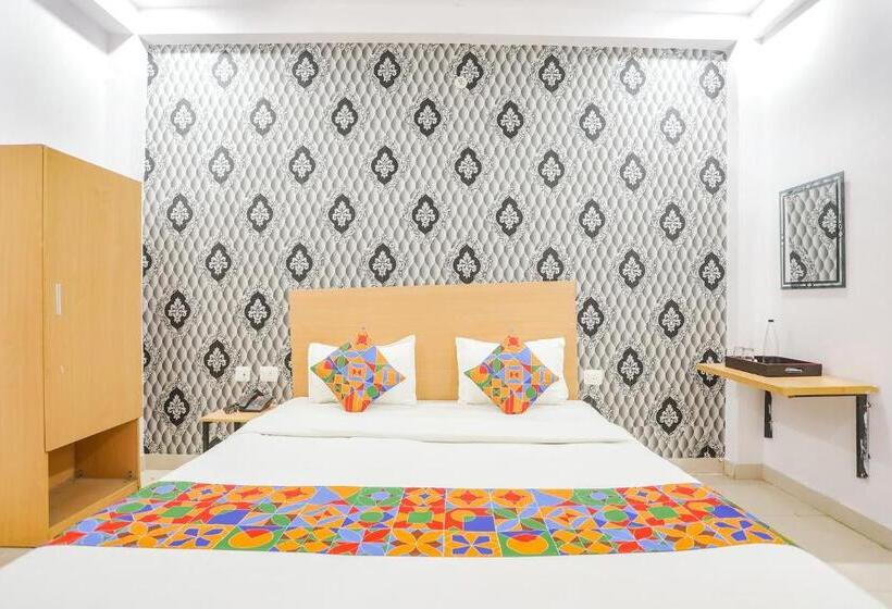 سوییت, Fabhotel Pranjul Inn
