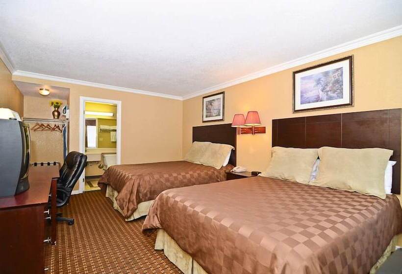 Номер Стандарт, Santa Clarita Motel   Near Six Flags Magic Mountain   Valencia