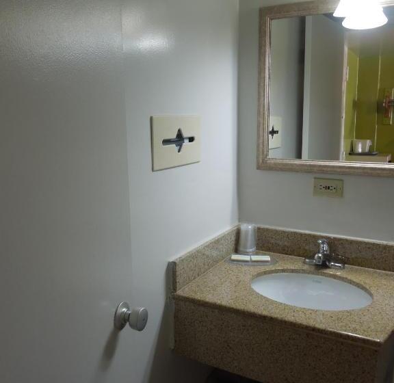 اتاق استاندارد با چشم‌انداز دریا, Seahawk Motel