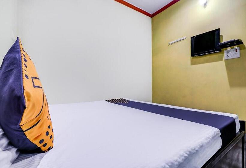 Трехместный Президентский, Spot On 68052 Surya Guest House