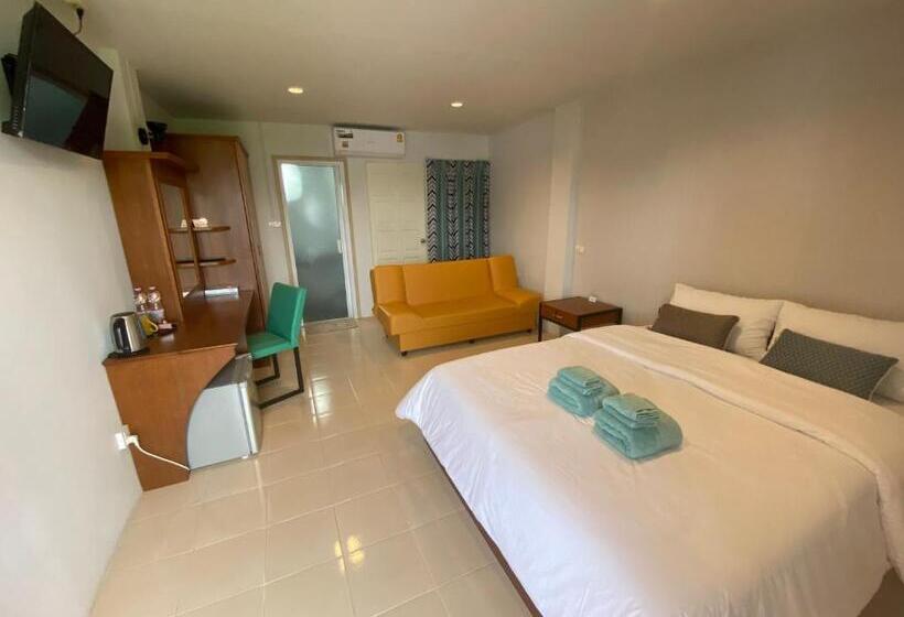 اتاق استاندارد, Aiyapach Inn