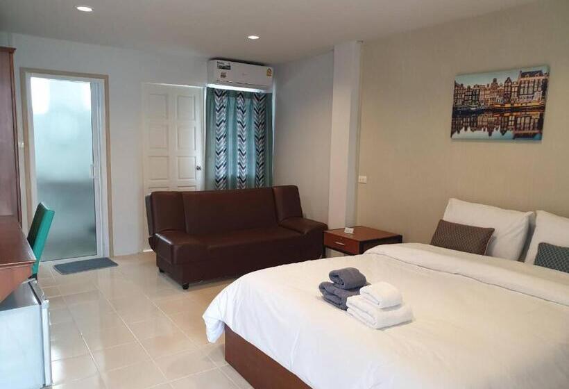 اتاق استاندارد, Aiyapach Inn