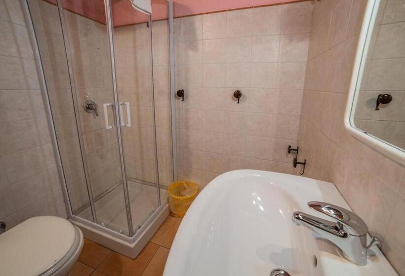 Номер Стандарт Трехместный, Dimora Fresilia Casa Vacanze